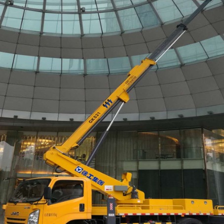 仪征附近高空作业车租赁｜安全设备租赁｜高空安装|工程定制化方案｜亿立达设备租赁